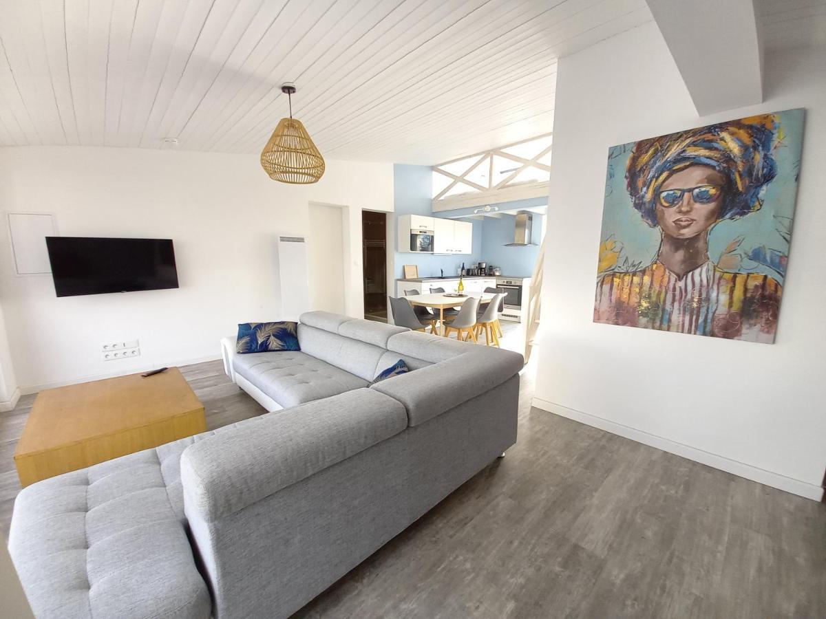 Appartamento Les Landes Saint-Michel-Chef-Chef Esterno foto